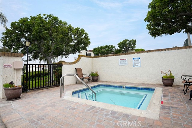 Detail Gallery Image 50 of 60 For 22384 Manacor #4,  Mission Viejo,  CA 92692 - 2 Beds | 2 Baths