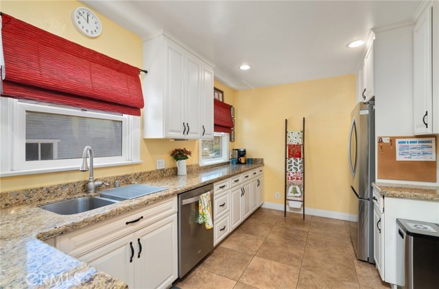 Detail Gallery Image 12 of 34 For 1260 Sinaloa Ave, Pasadena,  CA 91104 - 4 Beds | 2 Baths