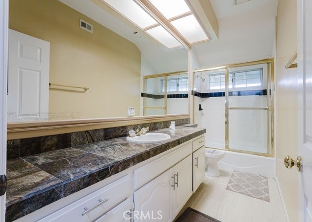 18853 Beechtree Lane, Porter Ranch CA: https://media.crmls.org/medias/43e99df4-ee2f-4928-9577-75e1cbccc813.jpg