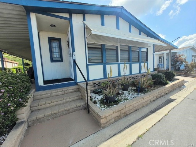 909 Richland Road, San Marcos CA: https://media.crmls.org/medias/43ea78d7-bd53-494a-9c44-bc6bfba8648b.jpg