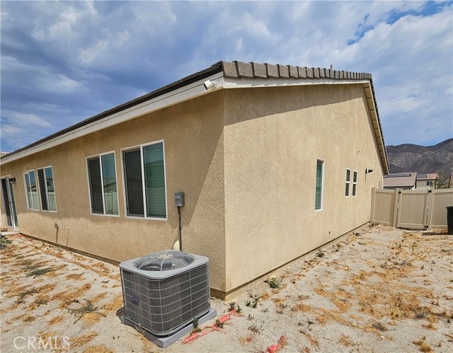 Detail Gallery Image 17 of 20 For 638 Moondance Ln, San Jacinto,  CA 92583 - 3 Beds | 2 Baths