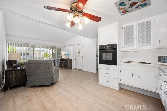 Detail Gallery Image 15 of 28 For 13740 El Dorado Dr 26h,  Seal Beach,  CA 90740 - 2 Beds | 1 Baths