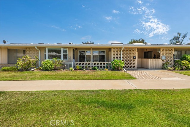 Detail Gallery Image 1 of 1 For 13601 Cedar Crest Ln 100k,  Seal Beach,  CA 90740 - 2 Beds | 1 Baths