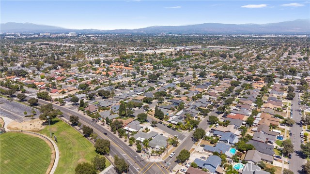 1838 S Artesia Street, Santa Ana CA: https://media.crmls.org/medias/43ec09de-33d3-48db-bb31-2e85ae714452.jpg