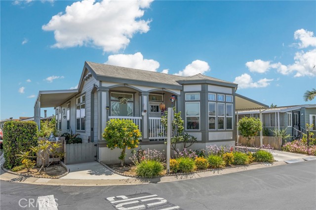 8200 Bolsa Ave Unit: 70