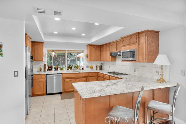 37581 Oak Mesa Drive, Yucaipa CA: https://media.crmls.org/medias/43ee250b-dc43-4380-88e4-91dcbbbb18ee.jpg