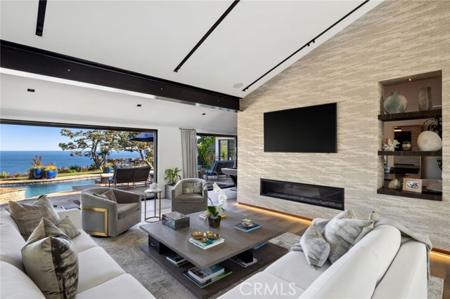 Detail Gallery Image 7 of 33 For 44 Sea Cove Dr, Rancho Palos Verdes,  CA 90275 - 4 Beds | 4/1 Baths