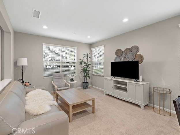 156 Outwest, Irvine CA: https://media.crmls.org/medias/43eeb9e1-a45d-4a7a-91ed-9f87a3a6cebb.jpg