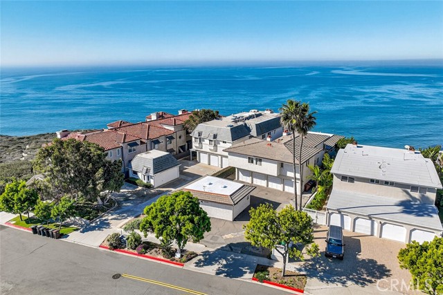 34381 Dana Strand Road, Dana Point CA: https://media.crmls.org/medias/43ef69bb-1d7a-4640-bc49-ac4a80257d81.jpg
