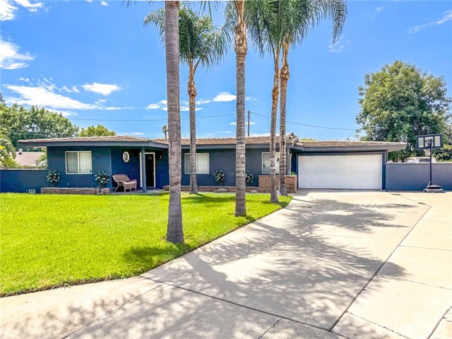 Detail Gallery Image 1 of 34 For 5998 Mona Bell Ct, Riverside,  CA 92504 - 5 Beds | 2 Baths