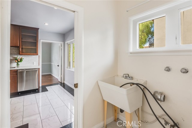 Detail Gallery Image 8 of 26 For 1732 Palos Verdes Dr, Palos Verdes Estates,  CA 90274 - 3 Beds | 2 Baths