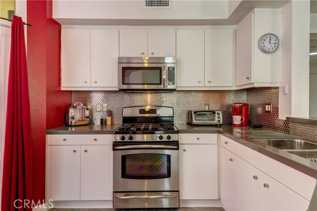 Image 12 for 840 Palm Canyon DR #101