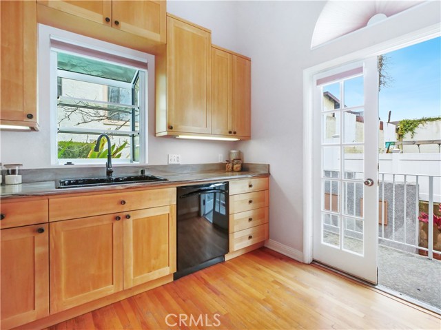 1931 Ruhland Avenue, Redondo Beach, California 90278, 6 Bedrooms Bedrooms, ,4 BathroomsBathrooms,Residential,Sold,Ruhland,SB23015853