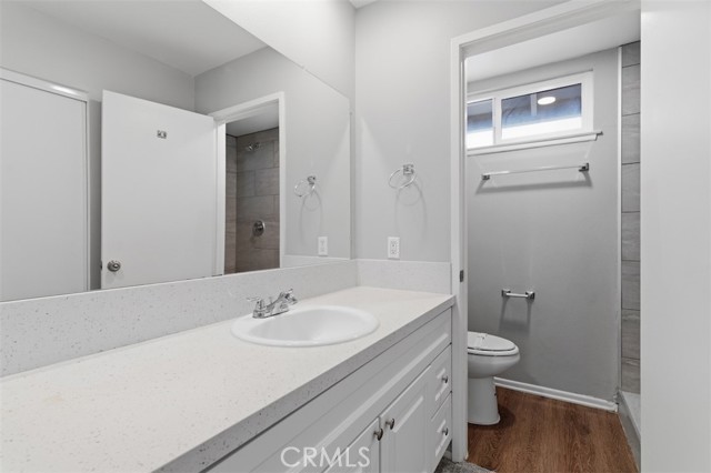 Detail Gallery Image 26 of 36 For 29166 Flowerpark Dr, Canyon Country,  CA 91387 - 3 Beds | 2/1 Baths