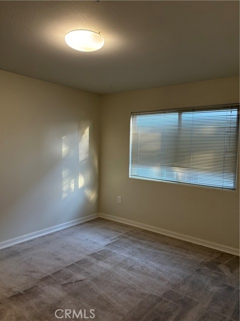 Detail Gallery Image 29 of 32 For 10207 Mountair Ave #105,  Tujunga,  CA 91042 - 3 Beds | 2/1 Baths