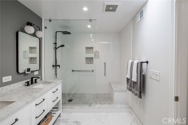 Detail Gallery Image 31 of 51 For 1219 S Catalina Ave, Redondo Beach,  CA 90277 - 4 Beds | 3/1 Baths