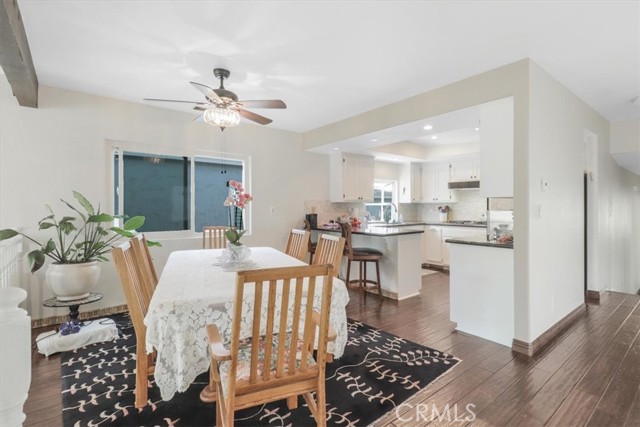 1133 7th Place, Hermosa Beach CA: https://media.crmls.org/medias/43f40cf1-d10f-4fb9-af84-452d7b4a8bb8.jpg