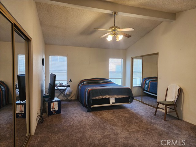 Detail Gallery Image 11 of 15 For 19361 Brookhurst #83,  Huntington Beach,  CA 92646 - 3 Beds | 2 Baths