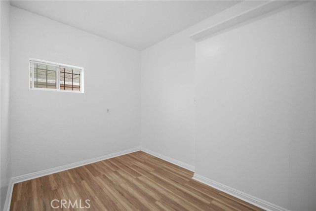 Detail Gallery Image 15 of 44 For 1345 W 51st Pl, Los Angeles,  CA 90037 - 6 Beds | 3 Baths