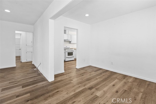 Detail Gallery Image 9 of 32 For 676 W Glenoaks Bld #C,  Glendale,  CA 91202 - 2 Beds | 1 Baths