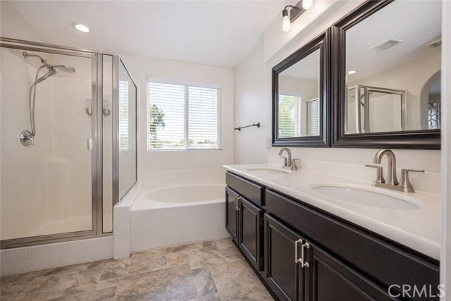 Detail Gallery Image 19 of 36 For 11964 Limestone Ct, Yucaipa,  CA 92399 - 3 Beds | 2/1 Baths