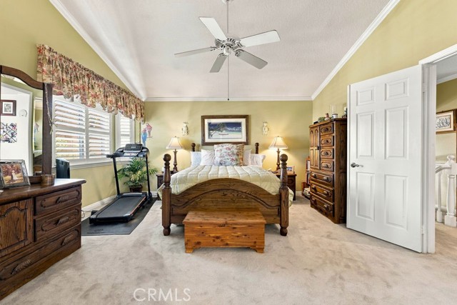 4 Bed Home for Sale in Saugus, California