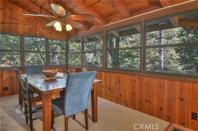 Detail Gallery Image 14 of 33 For 23696 Manzanita Dr, Crestline,  CA 92325 - 2 Beds | 2 Baths