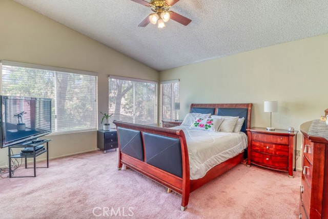 Detail Gallery Image 33 of 59 For 23959 Creekwood Dr, Moreno Valley,  CA 92557 - 4 Beds | 2/1 Baths