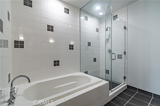 Detail Gallery Image 17 of 25 For 1100 Wilshire Bld #3106,  Los Angeles,  CA 90017 - 2 Beds | 2 Baths