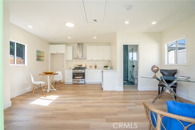 1906 Ruhland Avenue, Redondo Beach, California 90278, 3 Bedrooms Bedrooms, ,2 BathroomsBathrooms,Residential,Sold,Ruhland,PW22093192