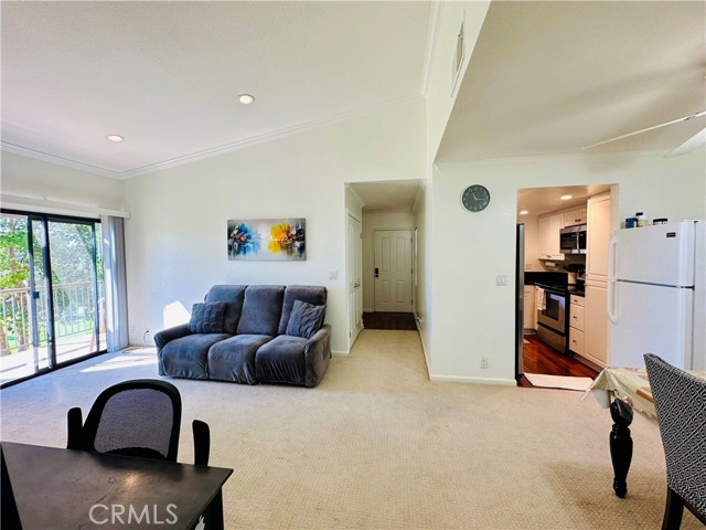 Detail Gallery Image 10 of 61 For 25601 Indian Hill Ln #H,  Laguna Hills,  CA 92653 - 2 Beds | 2 Baths