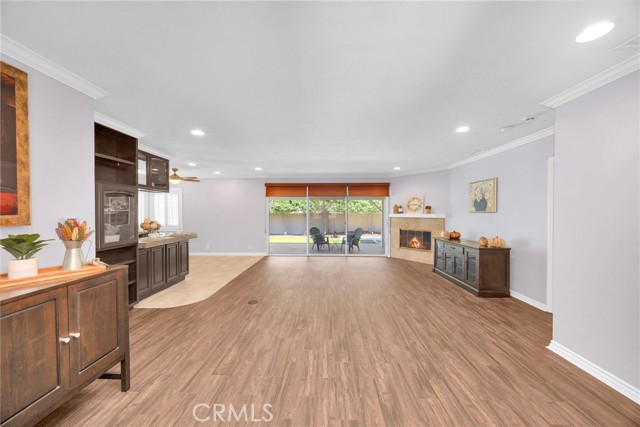 6745 Yearling Street, Lakewood CA: https://media.crmls.org/medias/43faa43f-ab4d-44e3-bc46-0ab1e56b417e.jpg