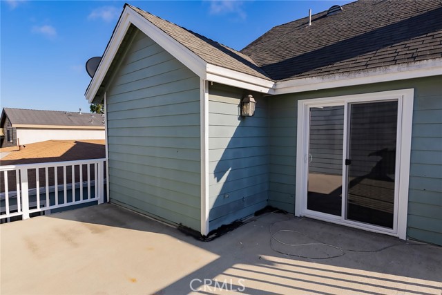 Detail Gallery Image 33 of 35 For 2215 Marshallfield Ln a,  Redondo Beach,  CA 90278 - 3 Beds | 2/1 Baths