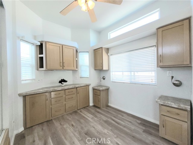 Detail Gallery Image 13 of 26 For 1295 S Cawston Ave #488,  Hemet,  CA 92545 - 1 Beds | 1 Baths