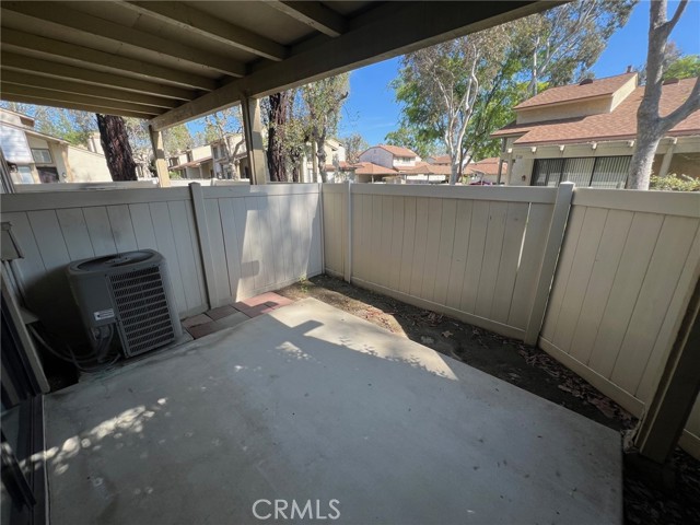 Detail Gallery Image 20 of 21 For 1031 S Palmetto Ave #D2,  Ontario,  CA 91762 - 2 Beds | 2/1 Baths