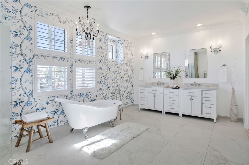 MLS #OC25251962 image #26