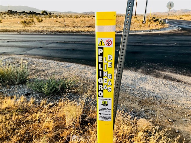 47230212 S of Johnson Road, Apple Valley CA: https://media.crmls.org/medias/43fde341-f7e9-4c4c-a0d6-2010a58d46c0.jpg