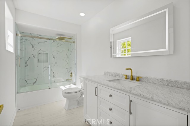 Detail Gallery Image 33 of 56 For 24215 Park Granada, Calabasas,  CA 91302 - 5 Beds | 5 Baths