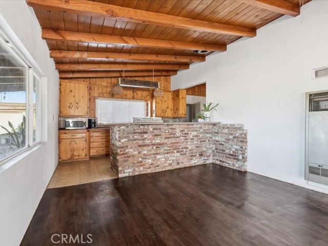 Detail Gallery Image 13 of 40 For 19876 Lodema Rd, Apple Valley,  CA 92307 - 3 Beds | 2 Baths