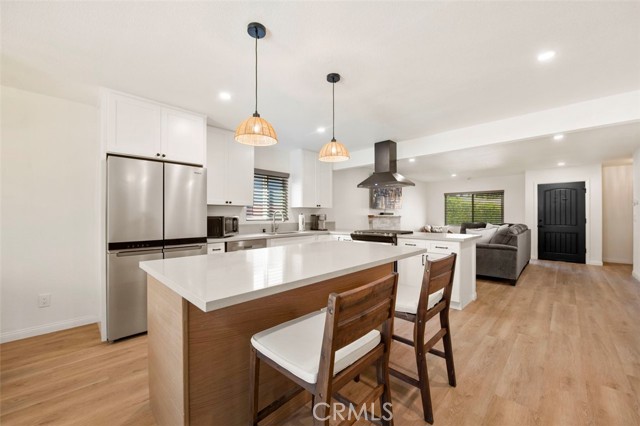 Detail Gallery Image 13 of 31 For 332 Cadillac Cir, Oceanside,  CA 92054 - 3 Beds | 2 Baths