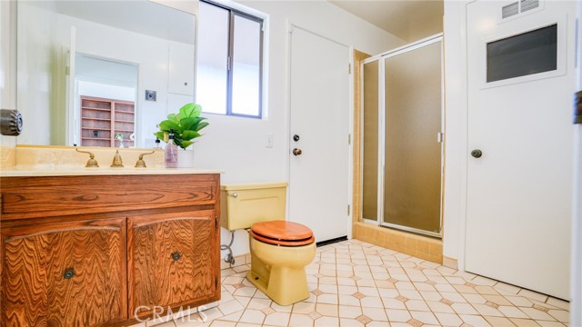 Detail Gallery Image 21 of 47 For 1340 Daily Circle, Glendale,  CA 91208 - 4 Beds | 3 Baths