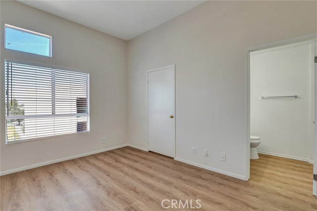 Detail Gallery Image 4 of 21 For 450 E 4th St #437,  Santa Ana,  CA 92701 - 2 Beds | 2 Baths