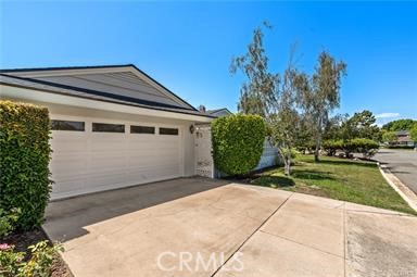 Detail Gallery Image 3 of 17 For 1200 W Rowan St, Anaheim,  CA 92801 - 3 Beds | 2/1 Baths