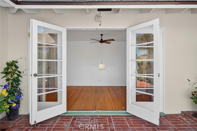 Detail Gallery Image 17 of 52 For 121 via Ardilla, Palos Verdes Estates,  CA 90274 - 3 Beds | 2 Baths