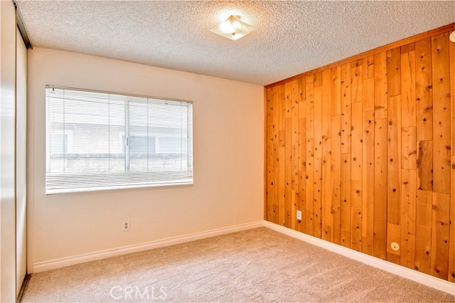 Detail Gallery Image 19 of 26 For 21849 Peppercorn Dr, Saugus,  CA 91350 - 3 Beds | 2 Baths