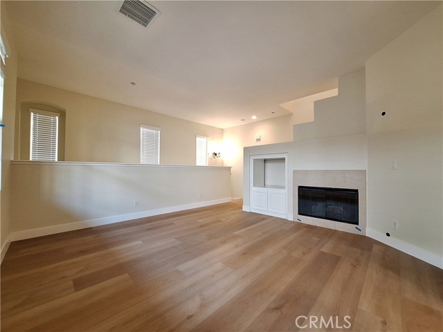 Detail Gallery Image 10 of 19 For 19 Perennial, Irvine,  CA 92603 - 2 Beds | 2/1 Baths