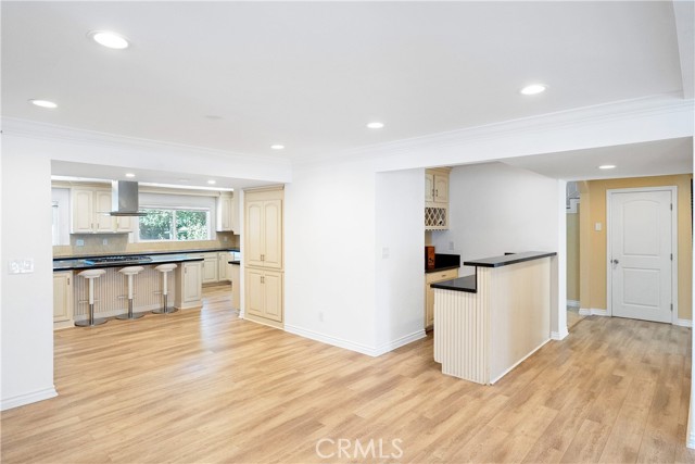 Detail Gallery Image 19 of 70 For 17211 Orozco St, Granada Hills,  CA 91344 - 5 Beds | 5/1 Baths