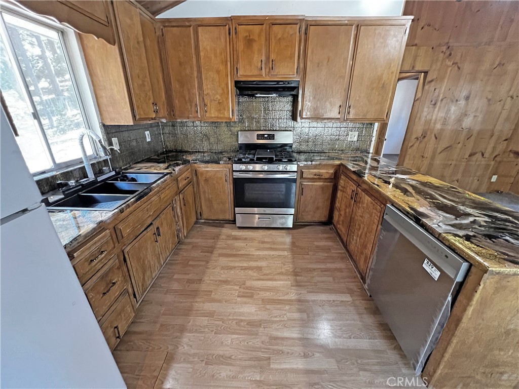 https://media.crmls.org/medias/44067aac-9431-42aa-971e-fd25e085ec21.jpg?preset=X-Large