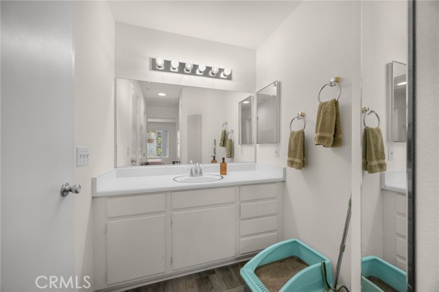 Detail Gallery Image 25 of 28 For 2800 Keller Dr #197,  Tustin,  CA 92782 - 1 Beds | 1 Baths