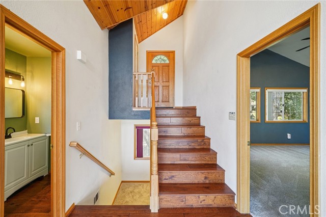 Detail Gallery Image 5 of 35 For 25274 North Rd, Twin Peaks,  CA 92391 - 3 Beds | 2/1 Baths